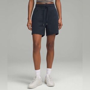 Lululemon Scuba High Rise Short 5”